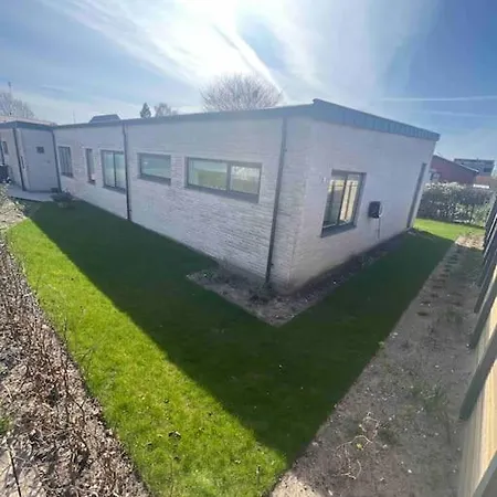 Nyt Hus Fra 2022 Med Jungle Vibe Feriehus *