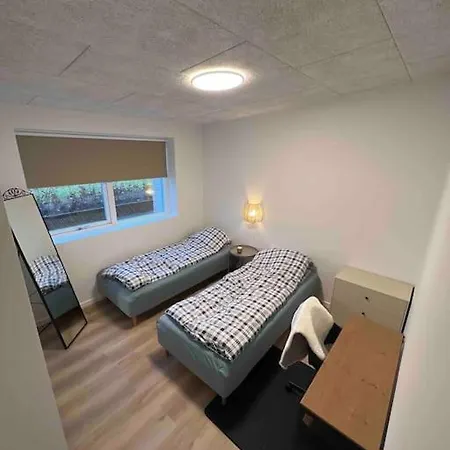 Nyt Hus Fra 2022 Med Jungle Vibe Feriehus Nørresundby